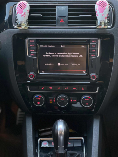 Imagen 21 de 25 de Volkswagen Vento 2018 2.0 Tsi Gli 211cv App Connect + Nav
