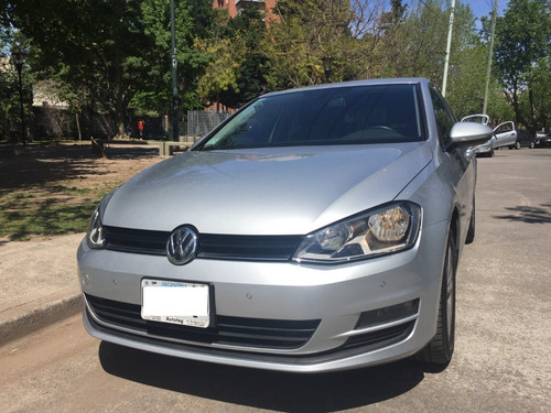 Imagen 2 de 9 de Golf Confortline Tsi Dsg