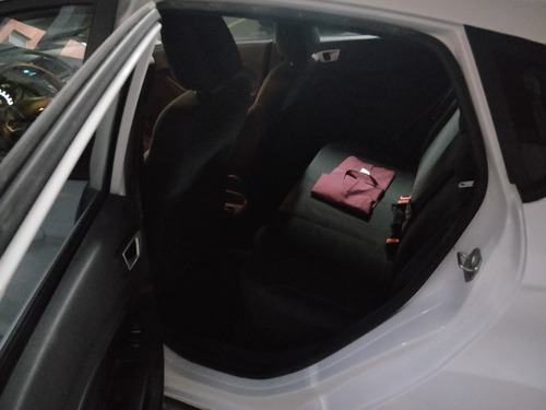 Ford Fiesta Kinetic Design 1.6 S Plus 2017