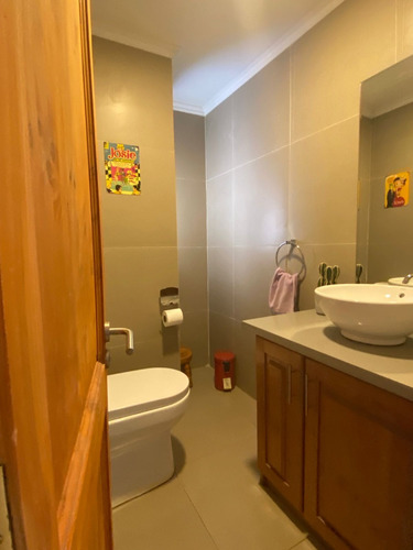 En Venta Casa, Condominio Las Mercedes, Machalí
