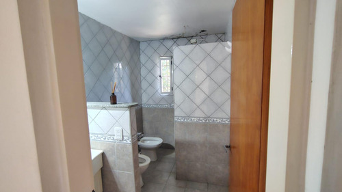 Casa En Alquiler 3 Ambientes