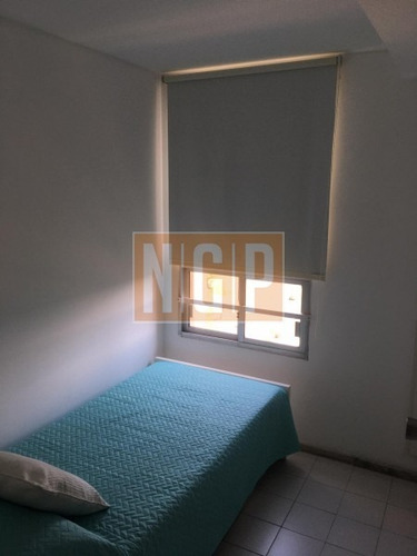 Apartamento En Roosevelt, 3 Dormitorios *-ref:17233