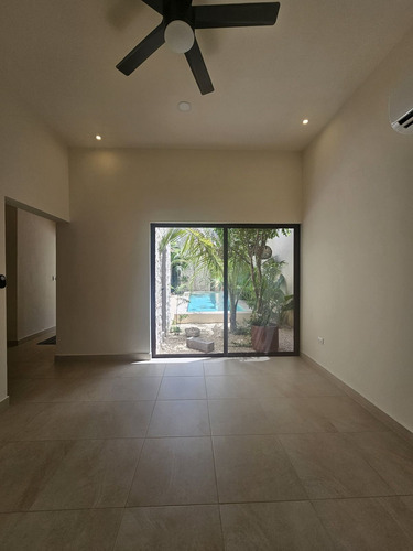 Casas Tiki-tiki En Venta, Segunda Etapa, Cholul.