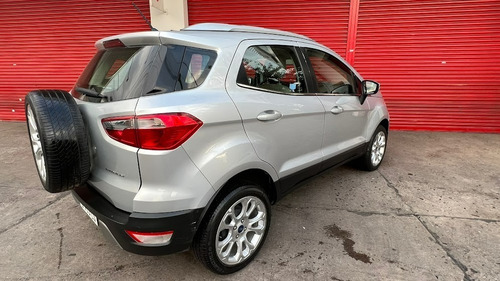 Imagen 13 de 25 de Ford Ecosport Titanium 2019 / Caja Manual / Cuero