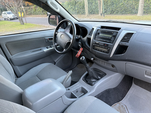Toyota Hilux Pick-Up 3.0 Cd Srv I 171cv 4x2