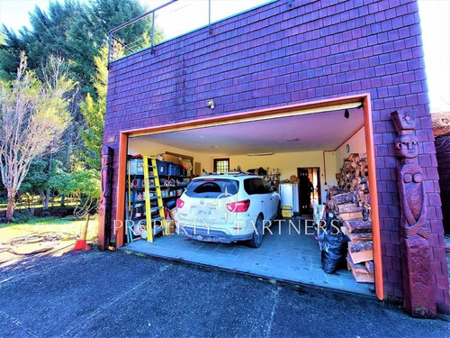 Imagen 24 de 30 de Hermosa Casa En Pucón Con Gran Vista Al Volcán