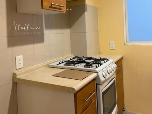 Venta De Departamento En La Alcaldía Azcapotzalco En La Cdmx. Propiedad Ubicada A Pocos Minutos De Calz. San Isidro. 016- Alc-pt