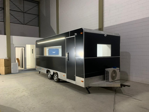 Imagem 2 de 10 de Trailer Escritorio Sobre Rodas Motorhome