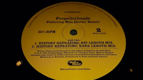 Propellerheads Feat Miss Shirley Bassey History Repeating 97 (Usado)