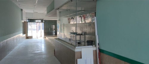 Venta De Local De 294 M2 Ideal Peluquería, - 8 De Octubre