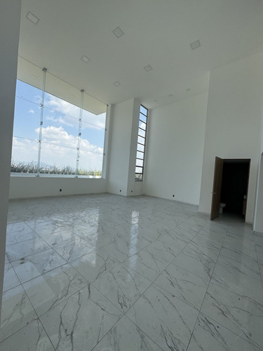 Residencia Nueva Muy Espaciosa Venta En Las Vilas, Cod. Zv1380