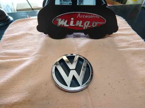 Escudo De Rejilla Volkswagen Pointer