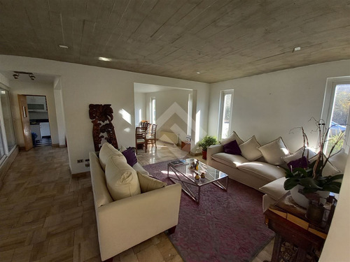 Casa En Venta De 4 Dorm. En Colina - Santa Esther