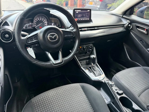 Mazda 2 Touring
