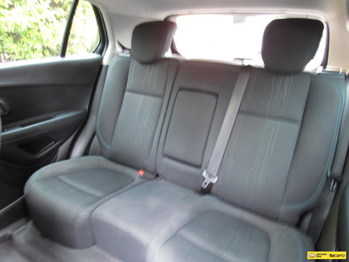 Imagen 12 de 25 de Chevrolet Tracker 1.8 Lt