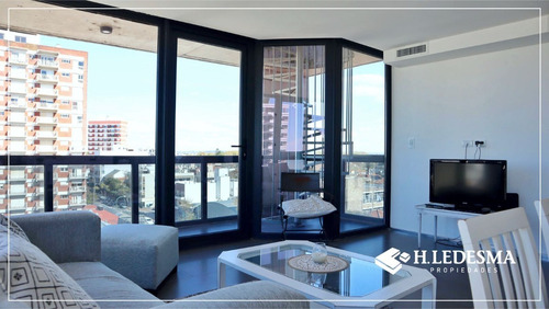 Departamento Duplex En Playa Grande Con Parrilla Y Cochera, Para 4 Solo Familias
