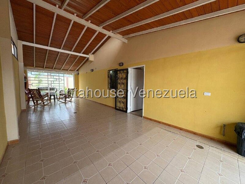 Julian Vende Casa En Los Bucares Cabudare #26-233