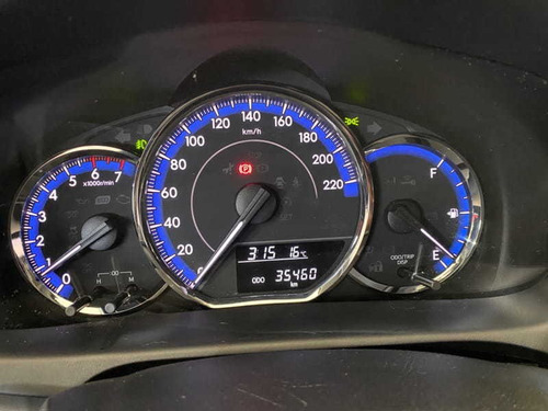 Imagem 9 de 15 de Toyota Yaris Sedan 1.5 Xl