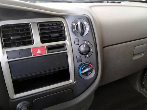 Imagem 10 de 14 de Hyundai Hr 2.5 Longo Sem Caçamba 4x2 16v 130cv Turbo