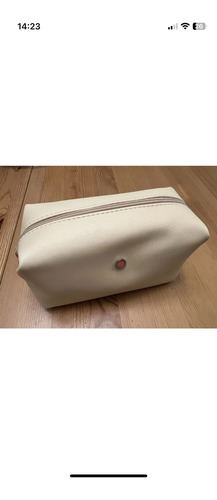 Neceser Amenity Kit Emirates Airline Bulgari Mujer Completo Crema Lisa