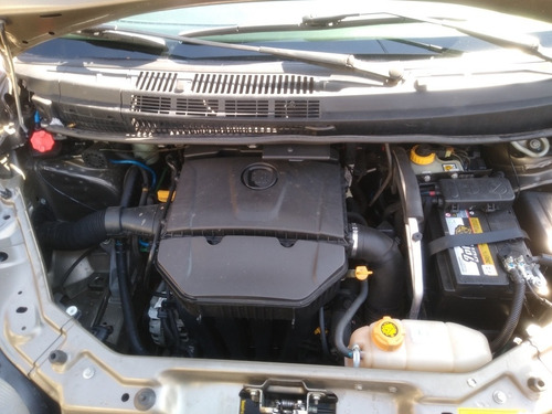 Fiat Idea 2014 1.8 16v Adventure Flex 5p