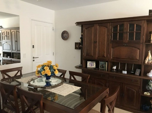 Venta De Apartamento 3 Dormitorios En Playa Mansa