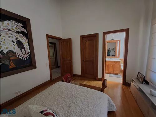 Casa Con Excelente Ubicación(mls#246703)
