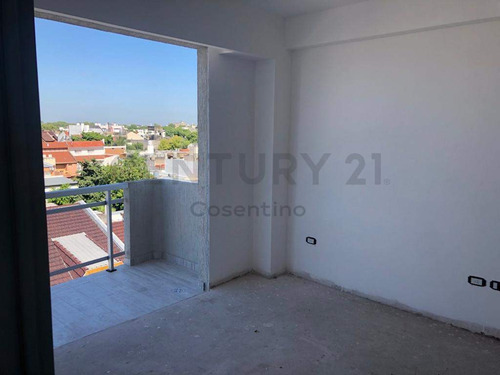 Venta Departamento 2 Ambientes Liniers
