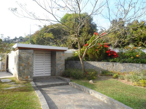 Se Vende Casa En La Lagunita Country Club Mls #23-28870
