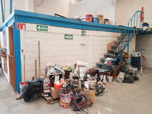 Imagen 4 de 7 de Bodega Renta 250 M2 Seguridad Trifasica Peñuelas B. Quintana