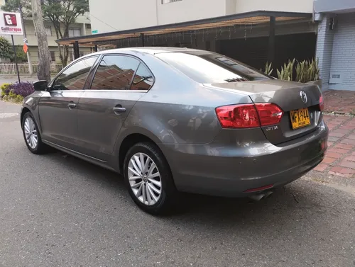 Volkswagen Jetta 2.5 Tredline Automatico
