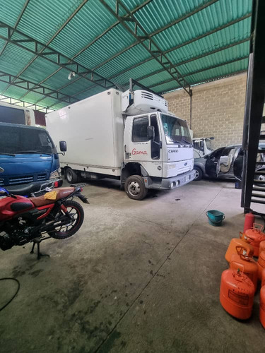 Galpón En Venta En Los Teques