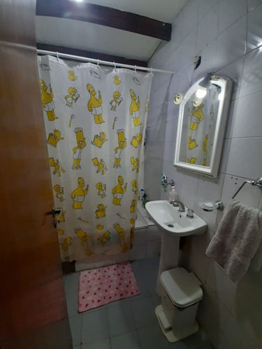 Imagen 2 de 6 de Duplex En Ituzaingo Norte, 3 Dormitorios, A Refaccionar