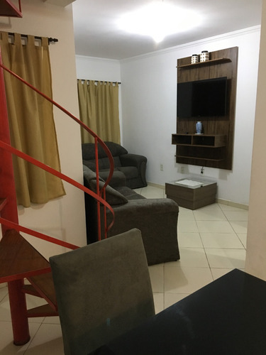Aluguel Temporada Praia Ingleses-florianópolis-duplex 2 Dorm- 2smart Tv Com Filmes De 5 Telecines E Amazon Video-split-wifi