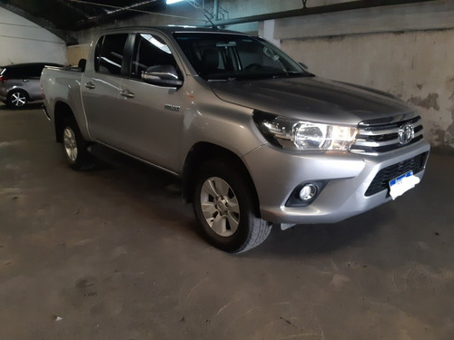 Toyota Hilux 2.8 Cd Srv Pack 177cv 4x2 2017