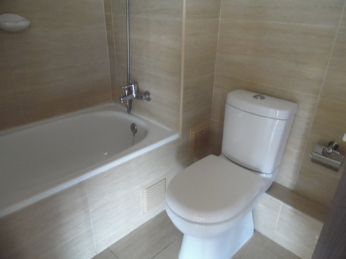 Oportunidad De Venta En Valle Blanco Oriente, Del Departame