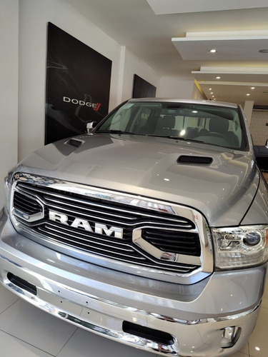 Imagen 3 de 16 de Ram 1500 Laramie 5.7l Automatica At8 4x4 $