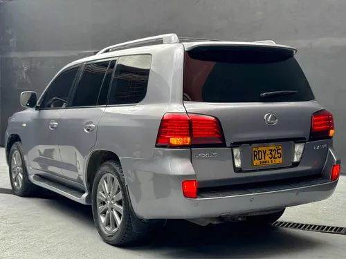 Lexus LX 5.7 570