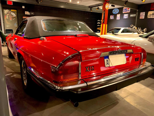 Imagen 11 de 16 de Jaguar Xjs V12