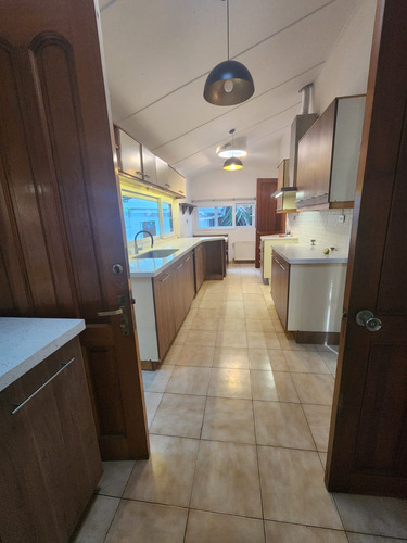 Venta De Amplia Casa En Providencia 6d5b3e