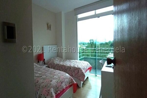 Imagen 25 de 28 de Magnífico Apartamento, La Lagunita Country Club