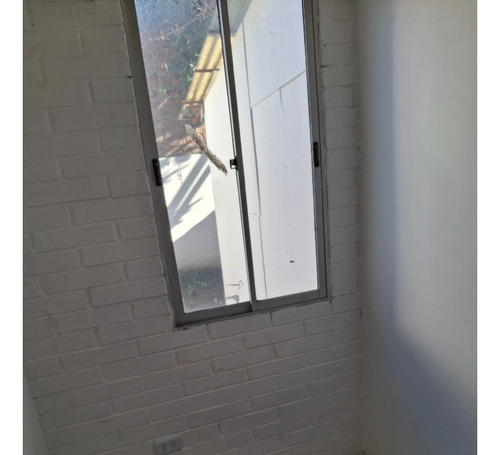 Acogedora Casa En Tranquilo Barrio De San Bernardo
