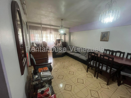 Yb Se Vende Cómodo Apartamento En Santa Rosalia #25-21725