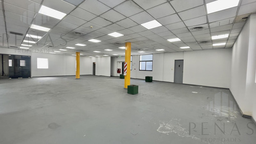 Edificio Comercial En Alquiler En Micrcentro / San Telmo - 2400 M2 -impecable