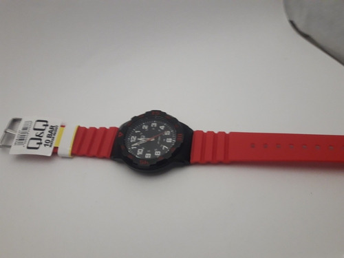 Reloj Q&q Modelo Vr18j013y Extensible Rojo
