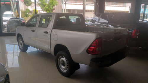 Toyota Hilux 2.4 Cd Dx 150cv 4x2 Entrega Inmediata