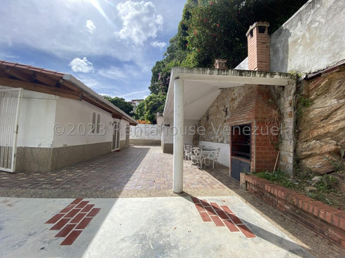 Casa En Venta En Prados Del Este Caracas Jardin Terraza Parrillera Pisos De Marmol 3 Niveles