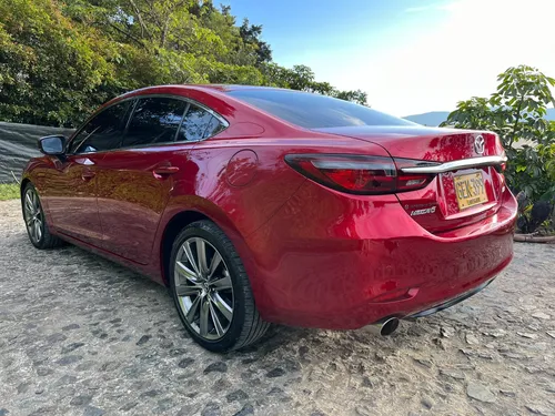 Mazda 6 2.5 Signature