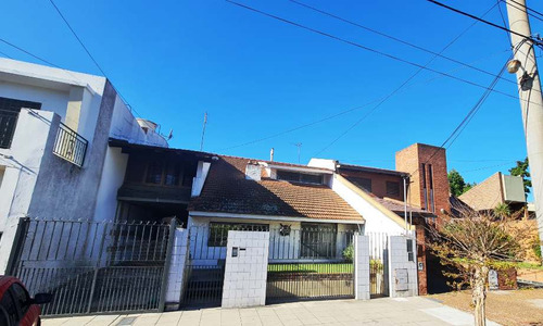 Casa En Venta En Lanus Oeste