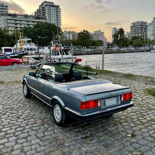 Imagen 17 de 24 de Bmw 325i E30 Cabriolet Tomas Bord
